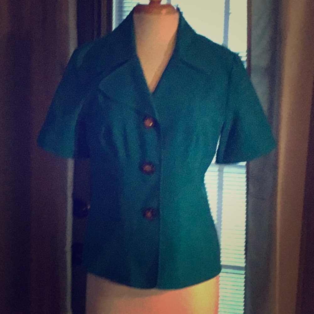 Dorby Short Sleeve Blazer NWOT